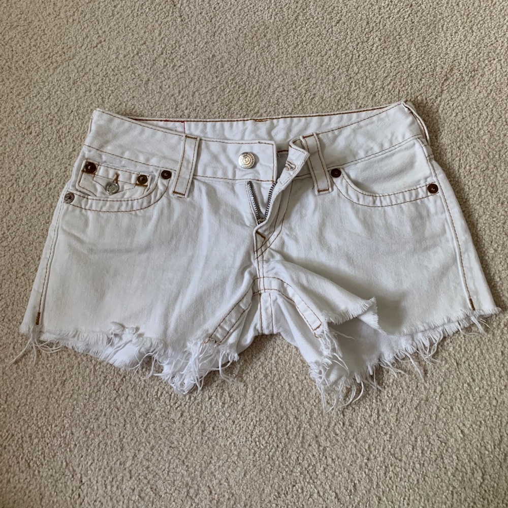 True Religion White Distressed Denim Jean Shorts - Picture 2 of 4